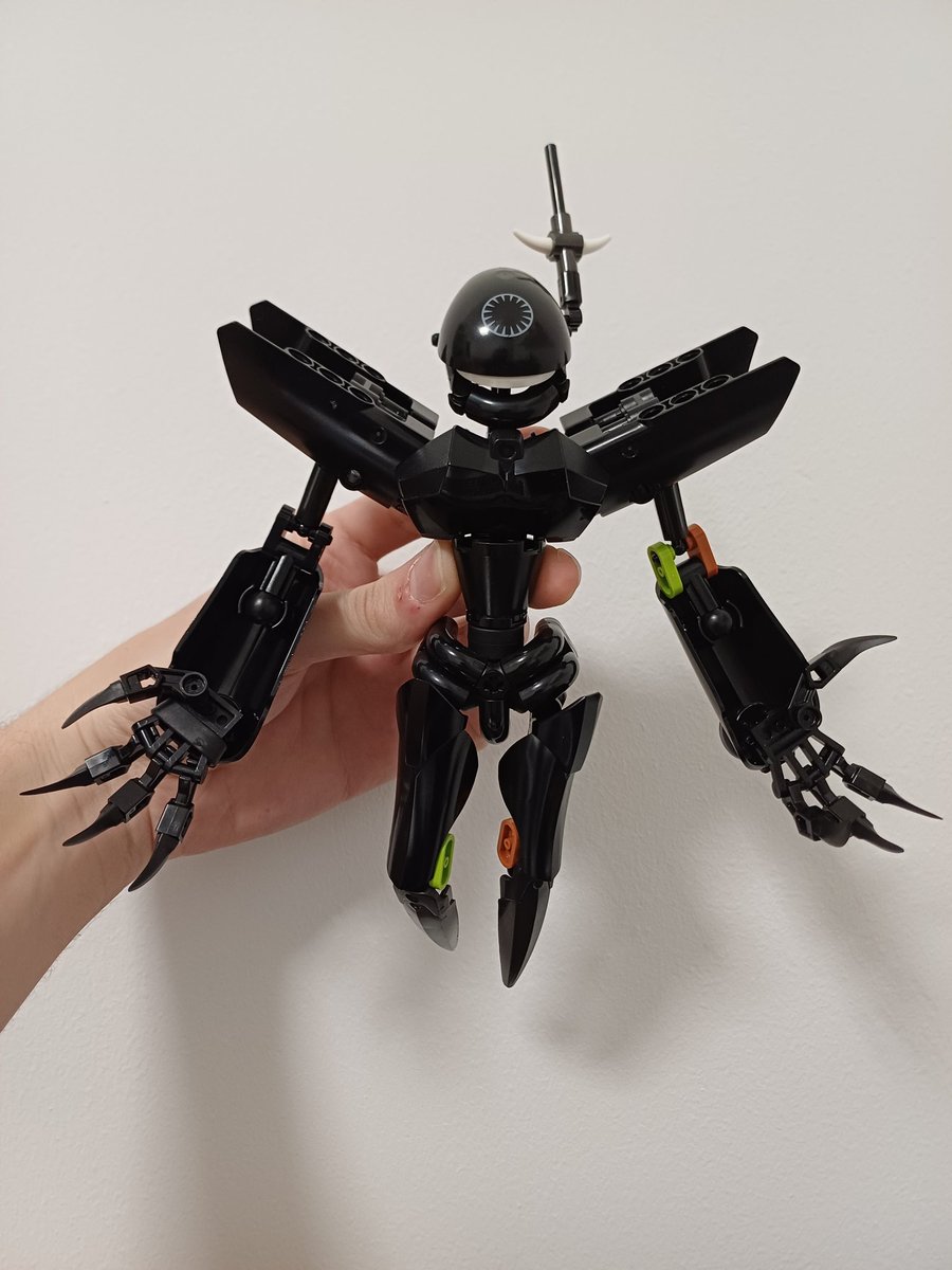 JSwansus's tweet image. Gonna tweak out the head later
#lego #bionicle #DeltaruneChapter3