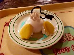 melsaidwhynot's tweet photo. Daisy had her own ideas about how to celebrate Donald's birthday.
In Tokyo Disney, they have an obsession with this mallard's butt, and eventually a terrible idea had to be drawn. Some days I draw good hands, some days I don't.
#donsy
#donaldduck
#daisyduck https://t.co/MM2MNALtTg