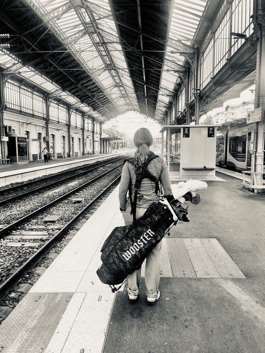 PinkTaxiRunner's tweet image. O gare qui as vu tant d'adieux, Tant de départs et tant de retours,
Gare, ô double porte ouverte sur l'immensité charmante Valery Larbaud, L'Ancienne Gare de Cahors
(Les Poésies de A. O. Barnabooth) #Evian
