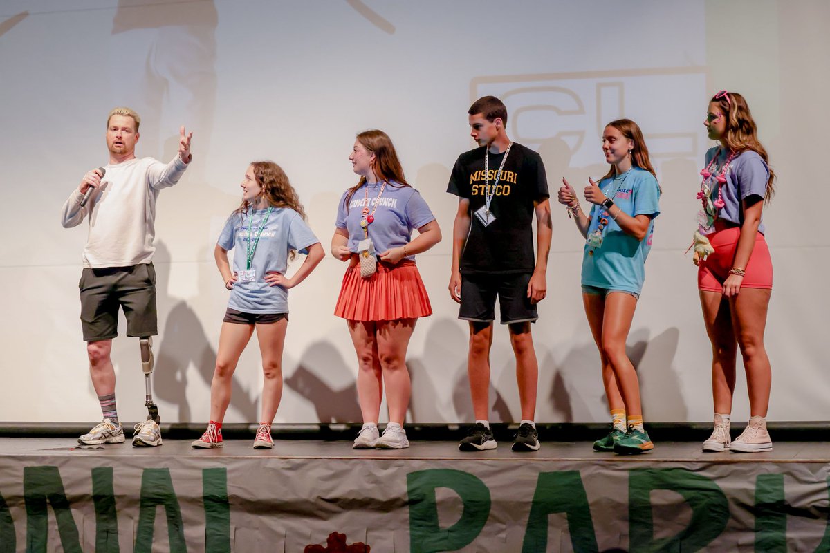 ZachGowen's tweet photo. If you're looking for a "kickoff the school year right" speaker I'm your guy 🫡 thank you to all the students, staff, and parents I've connected with over the years 🫶 https://t.co/ZqMRoJiHOU