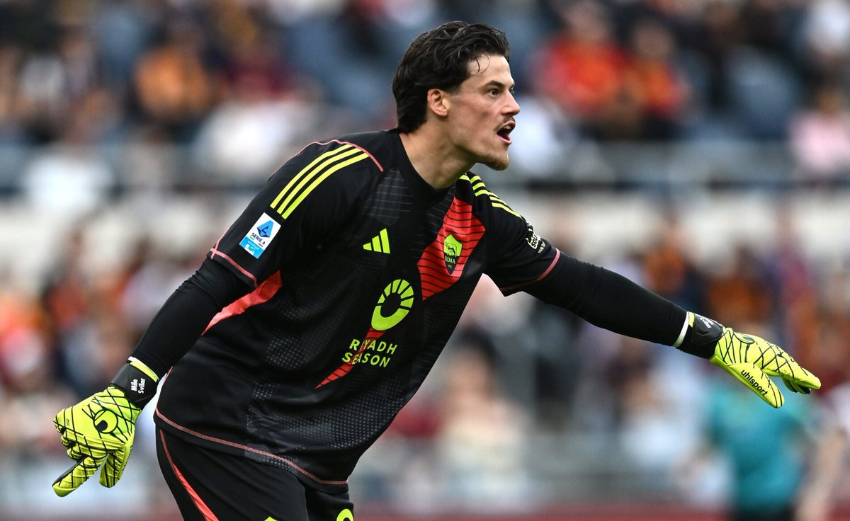 🐺 (@mancinismoo) on Twitter photo 🚨 Ad un passo il rinnovo di Mile #Svilar.
L'#ASRoma ha offerto al giocatore un contratto di 3mln annui, la richiesta era di 3mln + 1 di bonus.
Trattativa vicina alla chiusura.
📲 <a href="/DiMarzio/">Gianluca Di Marzio</a> 🚨 Ad un passo il rinnovo di Mile #Svilar.
L'#ASRoma ha offerto al giocatore un contratto di 3mln annui, la richiesta era di 3mln + 1 di bonus.
Trattativa vicina alla chiusura.
📲 <a href="/DiMarzio/">Gianluca Di Marzio</a>