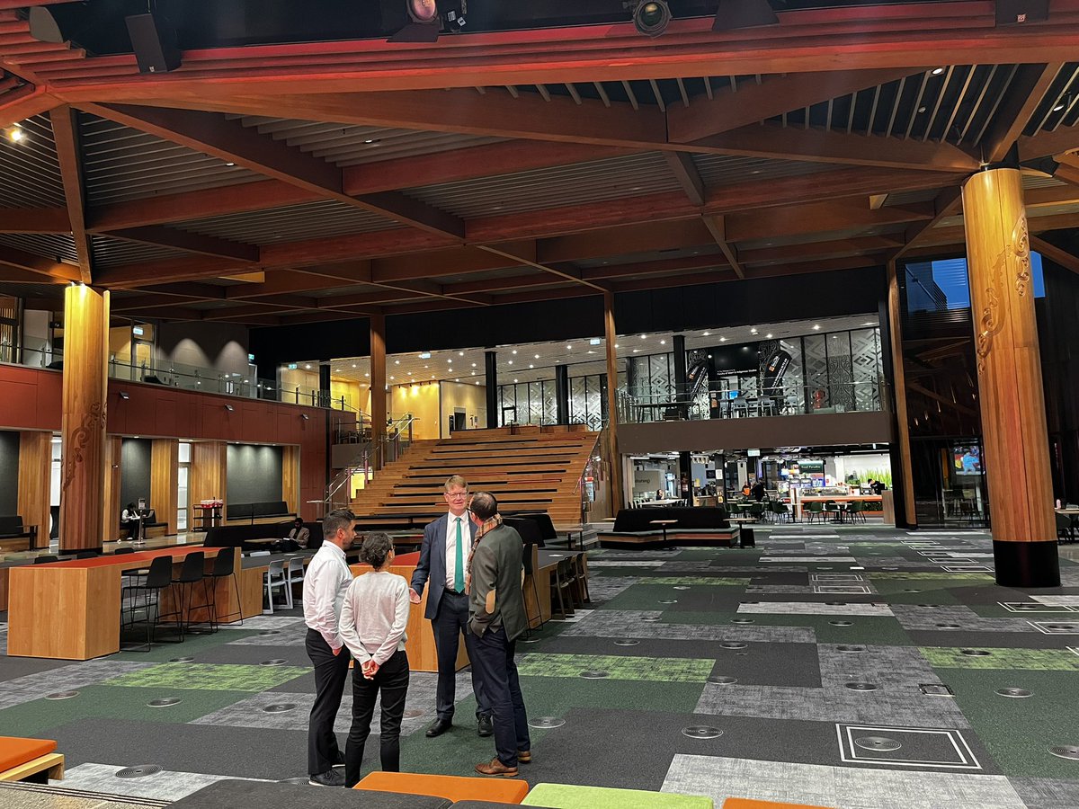 LMeredithEU's tweet image. Fantastic to visit @waika ๐ช๐บ๐ค๐ณ๐ฟ A big thanks to Professors Gary Wilson, Iain White & David Aubergier Rico for the warm welcome & kลrero.
From climate to co-authorships, marine science to mฤtauranga โ a university deeply rooted in place ๐ฟ๐
#HorizonEurope #StrongerTogether