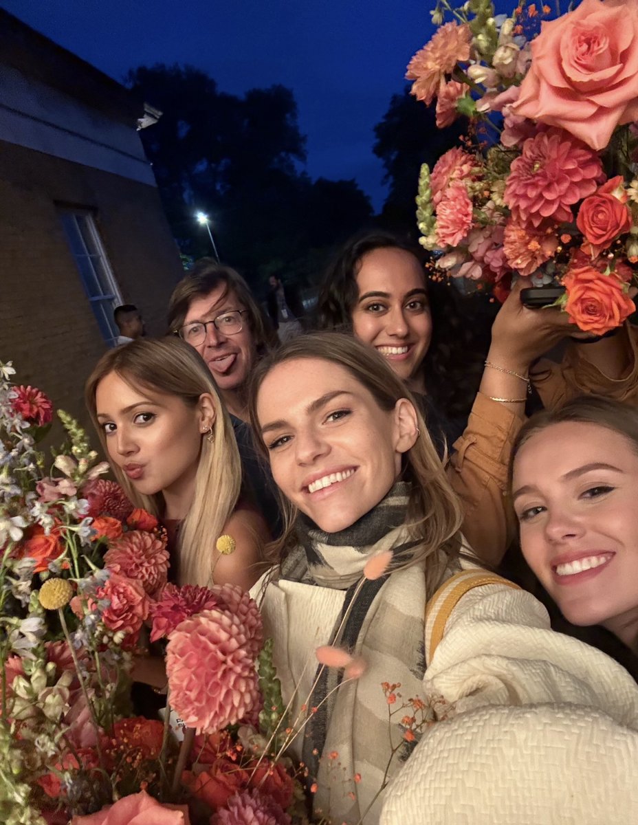 Flowers for <a href="/fabric_vc/">Fabric Ventures</a> for the best Annual Summit yet 🌸
