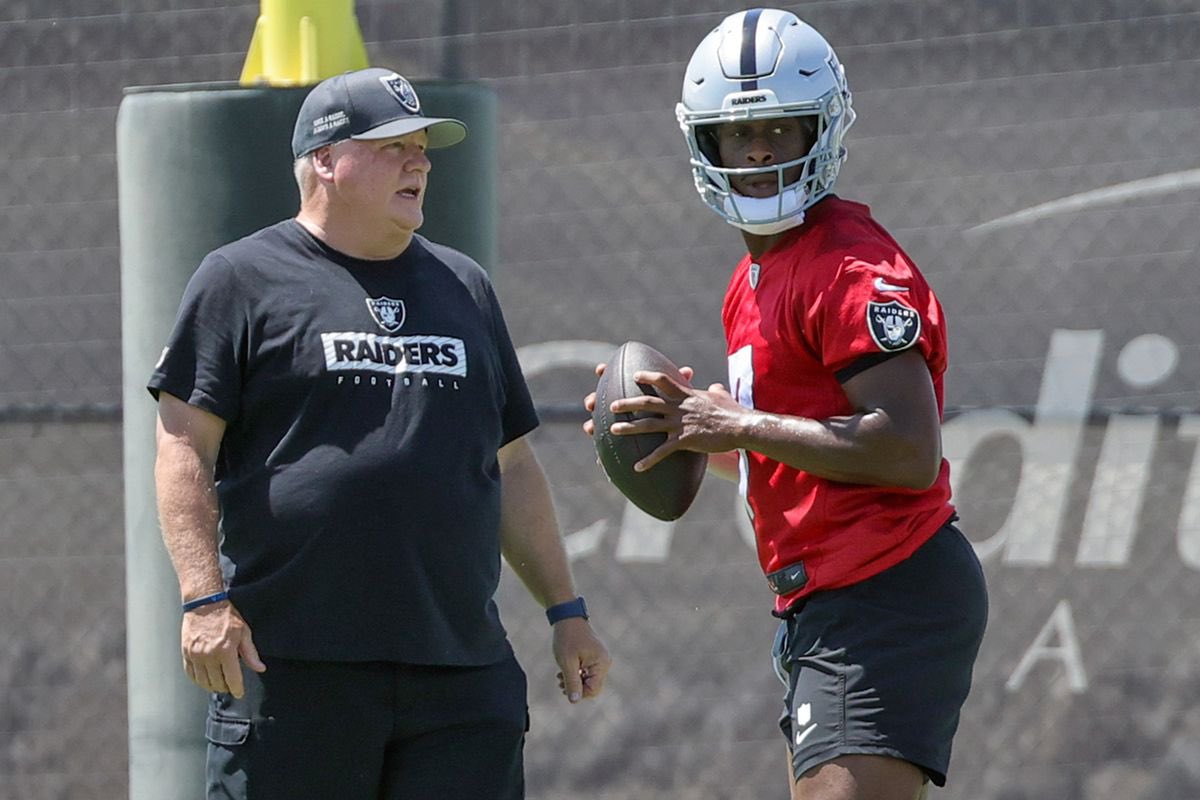 CoordCorner's tweet image. #OffensiveCoordinator #Playcalling #Offense #PassGame #RunGame #SpreadOffense #WingT #AirRaid #Quarterback #WideReceiver #RunningBack #OffensiveLine #Coaching #Football #LasVegas #ChipKelly #OhioState #Raiders