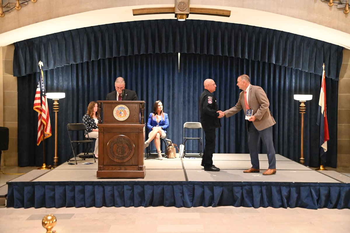 Missouri State Emergency Management Agency (@mosema_) on Twitter photo Our <a href="/MoSEMA_/">Missouri State Emergency Management Agency</a> Disaster Medical Assistance Team (MO DMAT-1) was honored to receive the Governor's Award for Quality & Productivity for Customer Service from <a href="/GovMikeKehoe/">Governor Mike Kehoe</a> for its life-sustaining work treating victims when shots rang out at the KC Chiefs 2024 Super Bowl celebration. Our <a href="/MoSEMA_/">Missouri State Emergency Management Agency</a> Disaster Medical Assistance Team (MO DMAT-1) was honored to receive the Governor's Award for Quality & Productivity for Customer Service from <a href="/GovMikeKehoe/">Governor Mike Kehoe</a> for its life-sustaining work treating victims when shots rang out at the KC Chiefs 2024 Super Bowl celebration.