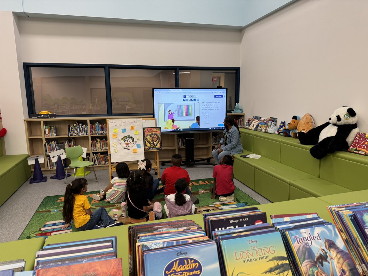 Dr. Jacqueline Garner (@jgarneredd) on Twitter photo Wow!! Our outstanding ESL Lead teacher is doing what she knows best… enhancing our students listening, speaking, reading, and writing skills!! #ridethelearningwave
#SSGroup4 <a href="/JShayFranklin/">J. Shelagh Franklin</a> Wow!! Our outstanding ESL Lead teacher is doing what she knows best… enhancing our students listening, speaking, reading, and writing skills!! #ridethelearningwave
#SSGroup4 <a href="/JShayFranklin/">J. Shelagh Franklin</a>
