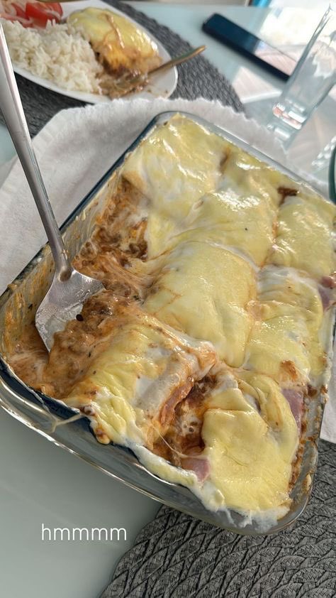 FOME DE LASANHA