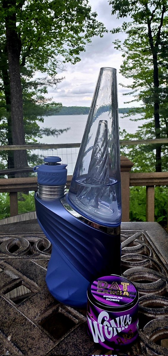 BOOZER 🍺 👟 tweet media