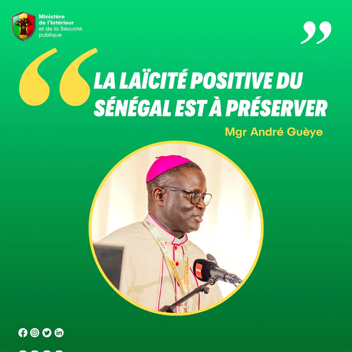 Mgr André Guèye a salué la présence du Ministre Tine à Popenguine et appelé à préserver la laïcité positive du Sénégal, « richesse réelle » de notre démocratie.

👏 Remerciements au PR &amp; à la Première dame pour leur soutien et engagement.

#Popenguine2025 #LaïcitéPositive