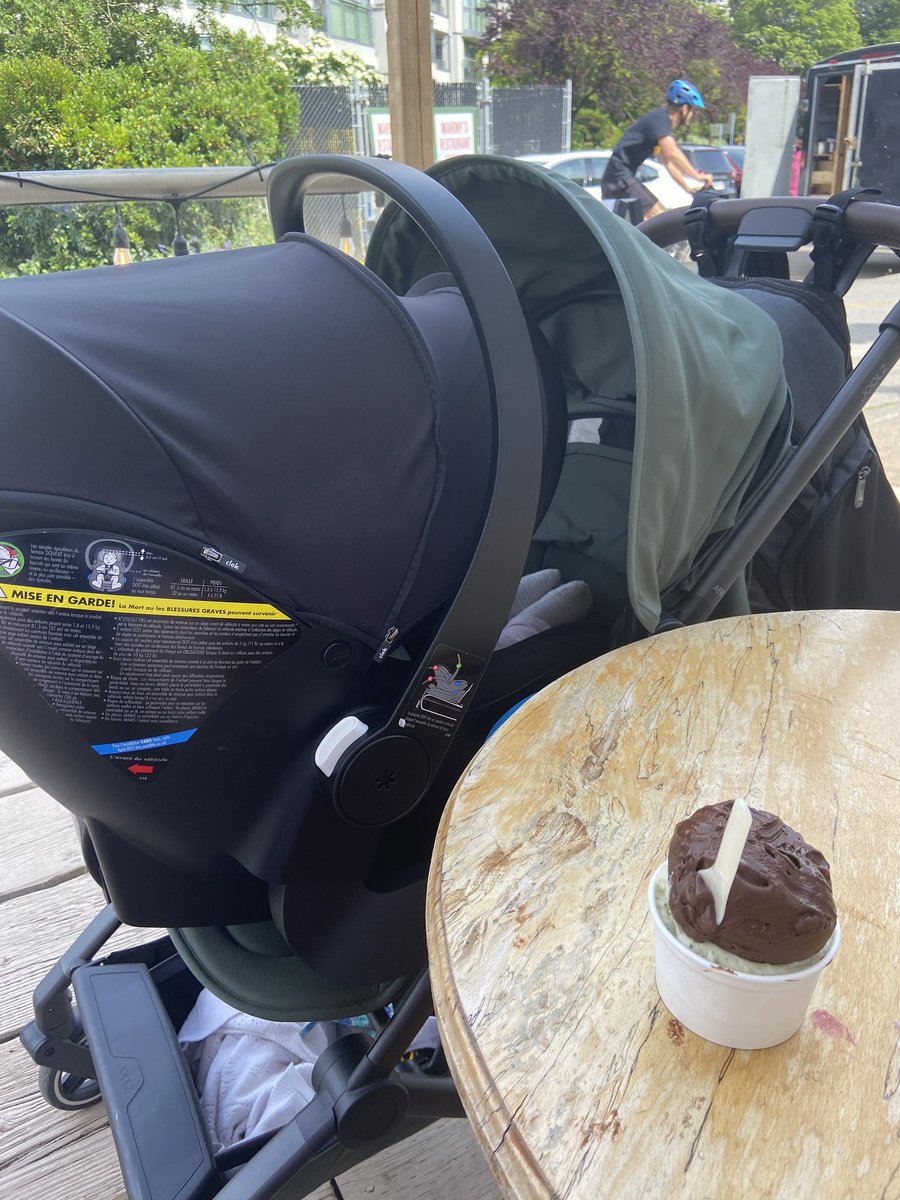 Sleeping baby and gelato on the Seawall? Yes, please!