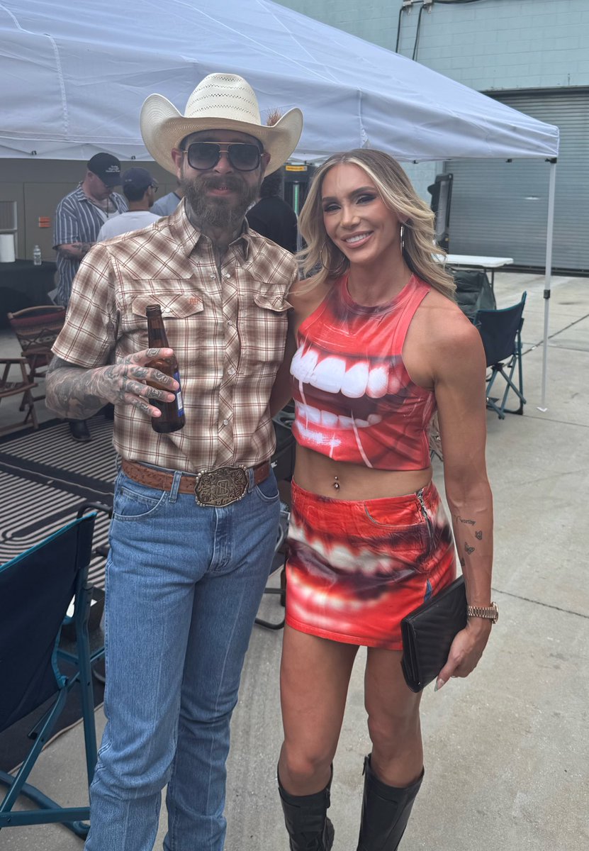 “You're the sunflower” 🌻 🎶