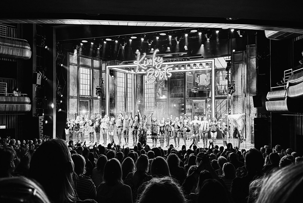 ROYO (@roomonyourown) on Twitter photo They raised us UP! β¨
A sold out week and brilliant first audience <a href="/kinkyboots_uk/">Kinky Boots</a>. Congratulations to this brilliant company π They raised us UP! β¨
A sold out week and brilliant first audience <a href="/kinkyboots_uk/">Kinky Boots</a>. Congratulations to this brilliant company π