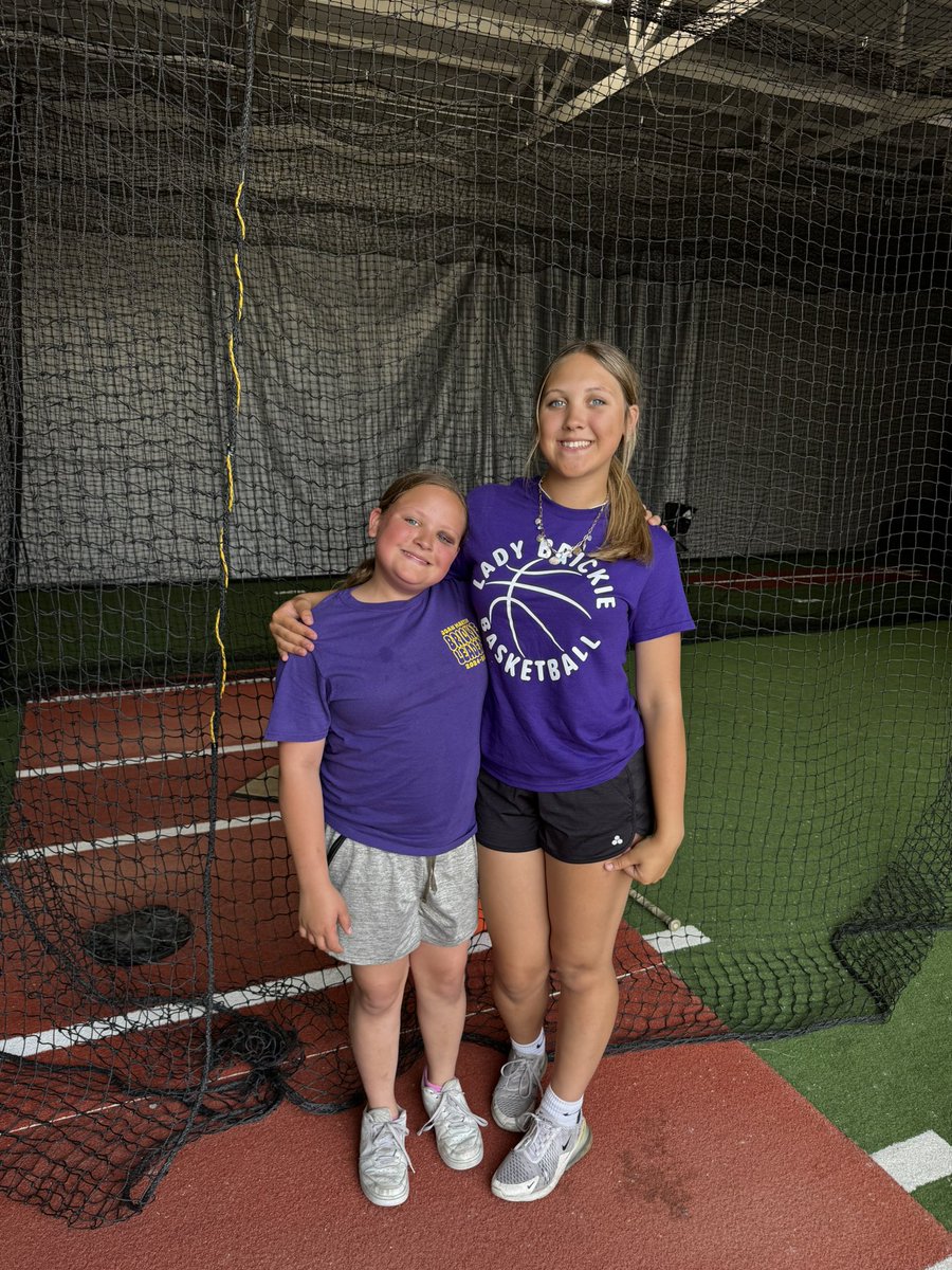 Alexis Coons (@alexiscoons22) on Twitter photo Helped with the youth basketball camp at my HS then went straight to hitting lessons with <a href="/CoachJoshCoons/">Josh Coons</a> and my sister <a href="/brookiecoons22/">Brooklyn Coons</a> 💛💜 <a href="/ExtraInningSB/">EXTRA INNING SOFTBALL</a> <a href="/LineDsoftball/">Line Drive Media</a> <a href="/katielively_/">Katie Lively</a> <a href="/DeverBoaz/">Carie Dever Boaz</a> <a href="/BrenttEads/">Brentt Eads</a> <a href="/los_stuff/">Carlos Arias</a> <a href="/BrickieSoftball/">Brickie Softball</a> <a href="/AthleticsHobart/">Hobart High School Athletics</a> <a href="/HobartHS/">Hobart High School</a> <a href="/scohbrickies/">School City Hobart</a> Helped with the youth basketball camp at my HS then went straight to hitting lessons with <a href="/CoachJoshCoons/">Josh Coons</a> and my sister <a href="/brookiecoons22/">Brooklyn Coons</a> 💛💜 <a href="/ExtraInningSB/">EXTRA INNING SOFTBALL</a> <a href="/LineDsoftball/">Line Drive Media</a> <a href="/katielively_/">Katie Lively</a> <a href="/DeverBoaz/">Carie Dever Boaz</a> <a href="/BrenttEads/">Brentt Eads</a> <a href="/los_stuff/">Carlos Arias</a> <a href="/BrickieSoftball/">Brickie Softball</a> <a href="/AthleticsHobart/">Hobart High School Athletics</a> <a href="/HobartHS/">Hobart High School</a> <a href="/scohbrickies/">School City Hobart</a>