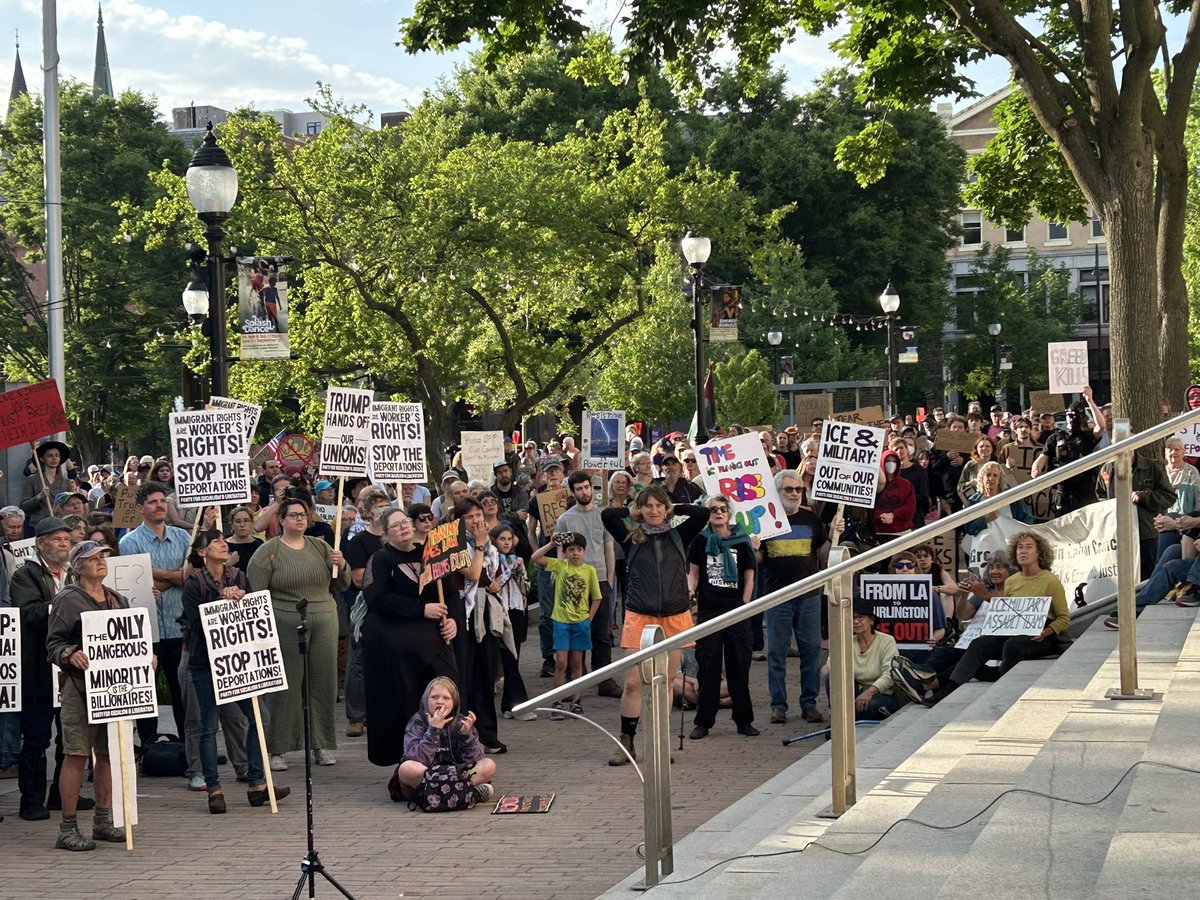 Emroy's tweet image. Burlington, VT