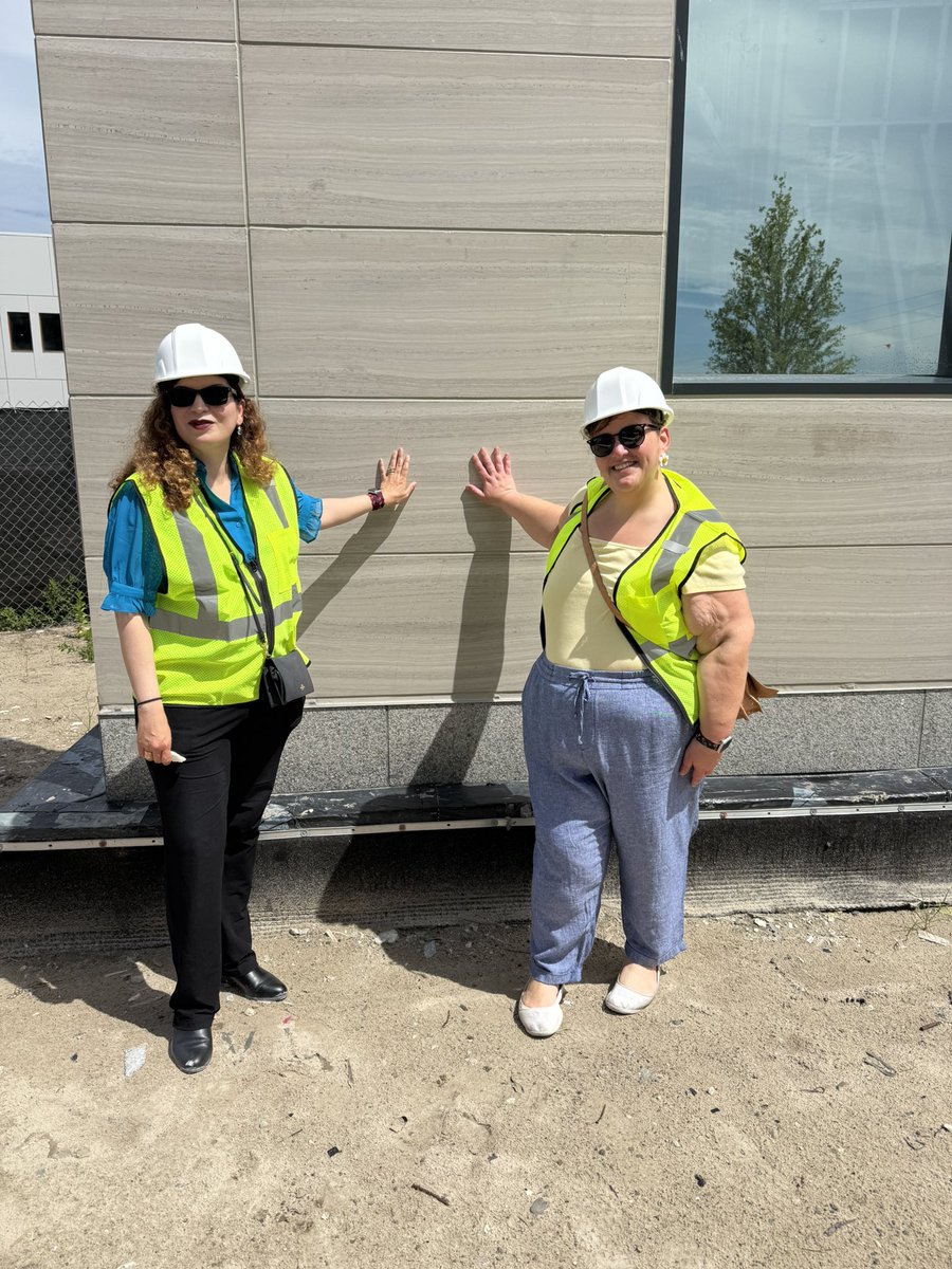 lab_gomes's tweet image. Had a great time today touring the future Moffitt Discovery & Innovation Center! Excited for this new chapter for our Basic Science Division @MoffittNews lead by the amazing @LabElsaFlores