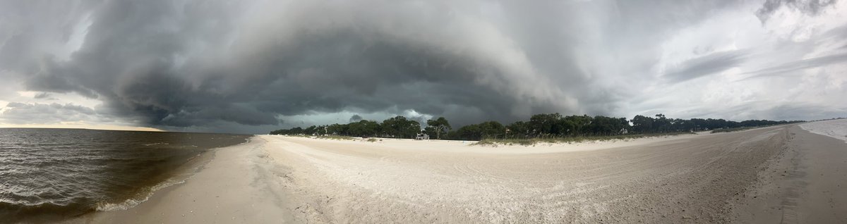 Hall_wx's tweet photo. Vacation never disappoints! #wxtwitter #mswx https://t.co/6orqEG0MFx