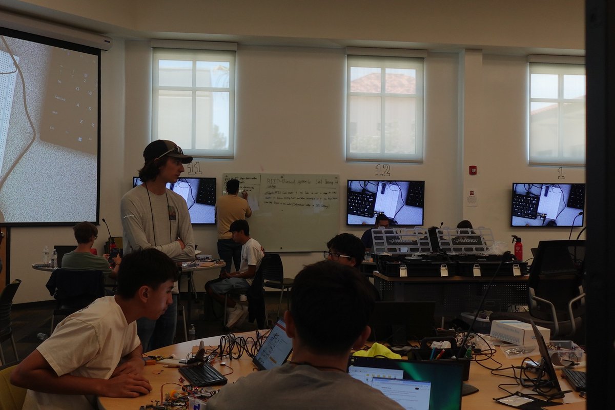 PSLNMState's tweet image. On Day 7 of STEM Mavericks, students began innovation projects tackling real-world problems. Working solo or in teams, they used coding, engineering, and critical thinking to design creative, hands-on solutions. @dodcdao @LCPSnet @NMSU_engineer @gadsdenisd_NM