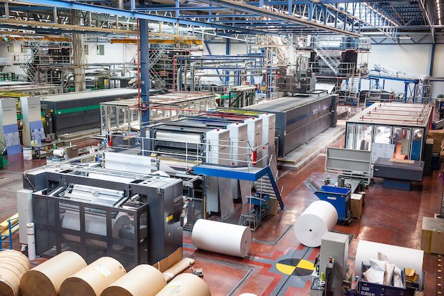 De Belgische Roularta Media Group is getroffen door een cyberaanval. Ook de drukkerij in Roeselare ondervindt hinder van de DDoS-aanvallen. Je leest meer op degrafischevakpers.nl