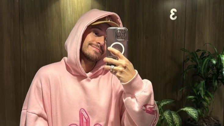 probablemente - au lutteo

un au en donde luna valente, una patinadora profesional, es invitada a protagonizar el video musical de un cantante sin saber que es el video de su ex, matteo balsano.

¿el amor resurgirá?

#SoyLuna4