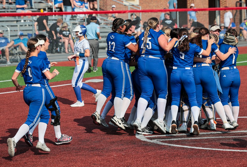 Saed Hindash (@saedhindash) on Twitter photo PHOTOS: <a href="/NazSball/">Blue Eagle Softball</a> comes from behind to beat Hempfield Area in the PIAA Class 6A softball semifinal. More photos can be seen here —> bit.ly/3FK6Sj4. PHOTOS: <a href="/NazSball/">Blue Eagle Softball</a> comes from behind to beat Hempfield Area in the PIAA Class 6A softball semifinal. More photos can be seen here —> bit.ly/3FK6Sj4.