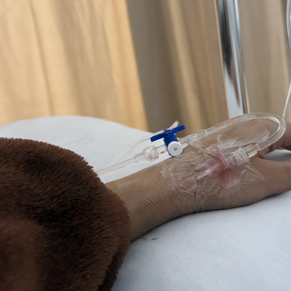 نصيحة اليوم و كل يوم لا تتعلقون ✨..