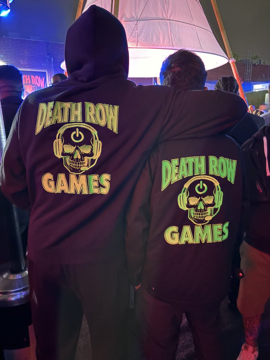 DeathRow Games ✅😎
<a href="/SnoopDogg/">Snoop Dogg</a> <a href="/champmedici/">Champ Medici</a>