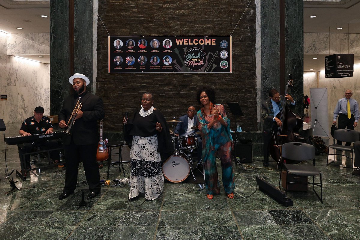 What an unforgettable celebration at this year’s Black Music Month event hosted by the NYSBLTF. I was honored to join in the tribute to iconic hip-hop pioneers Kurtis Blow and Slick Rick, as well as legendary Black radio voices Dr. Bob Lee and G Keith Alexander.