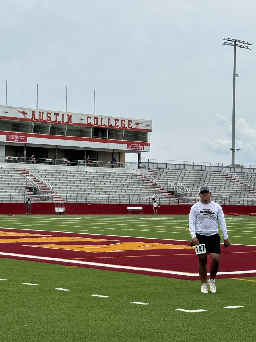 𝕁𝕦𝕝𝕚𝕒𝕟 ℂ𝕒𝕤𝕥𝕠𝕣𝕖𝕟𝕒 #20 tweet media