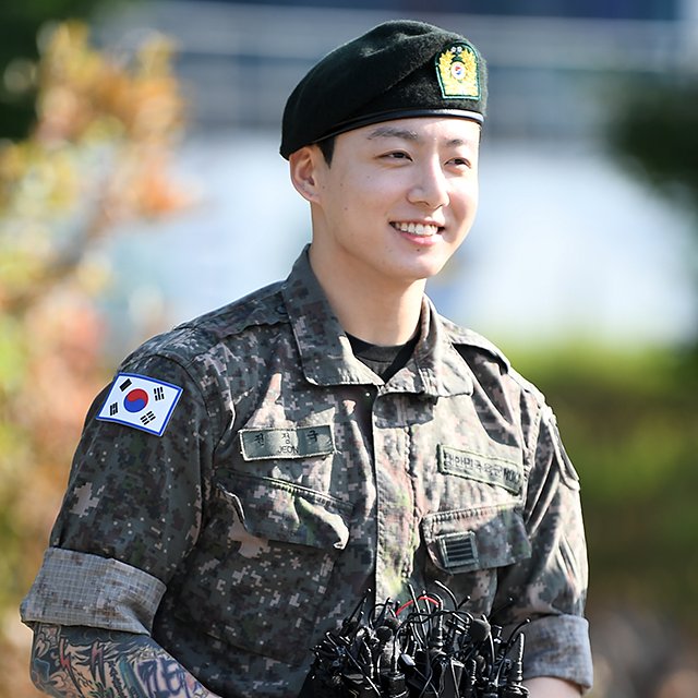 btschartsxdaily's tweet photo. [MEDIA] #JUNGKOOK BRIGHT SMILE

WELCOME BACK JUNGKOOK https://t.co/chSPhll3nz