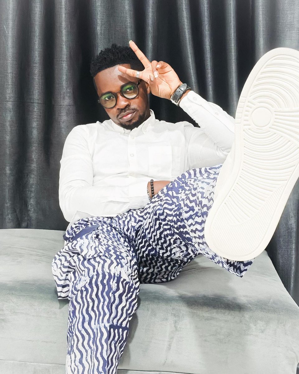 Deethevan's tweet image. 11 on the 11th????? Wo, scratch that….Happy birthday bro 😌. Grateful for life, growth, and everyone who’s been part of the journey. 🥂 to many more 🎂