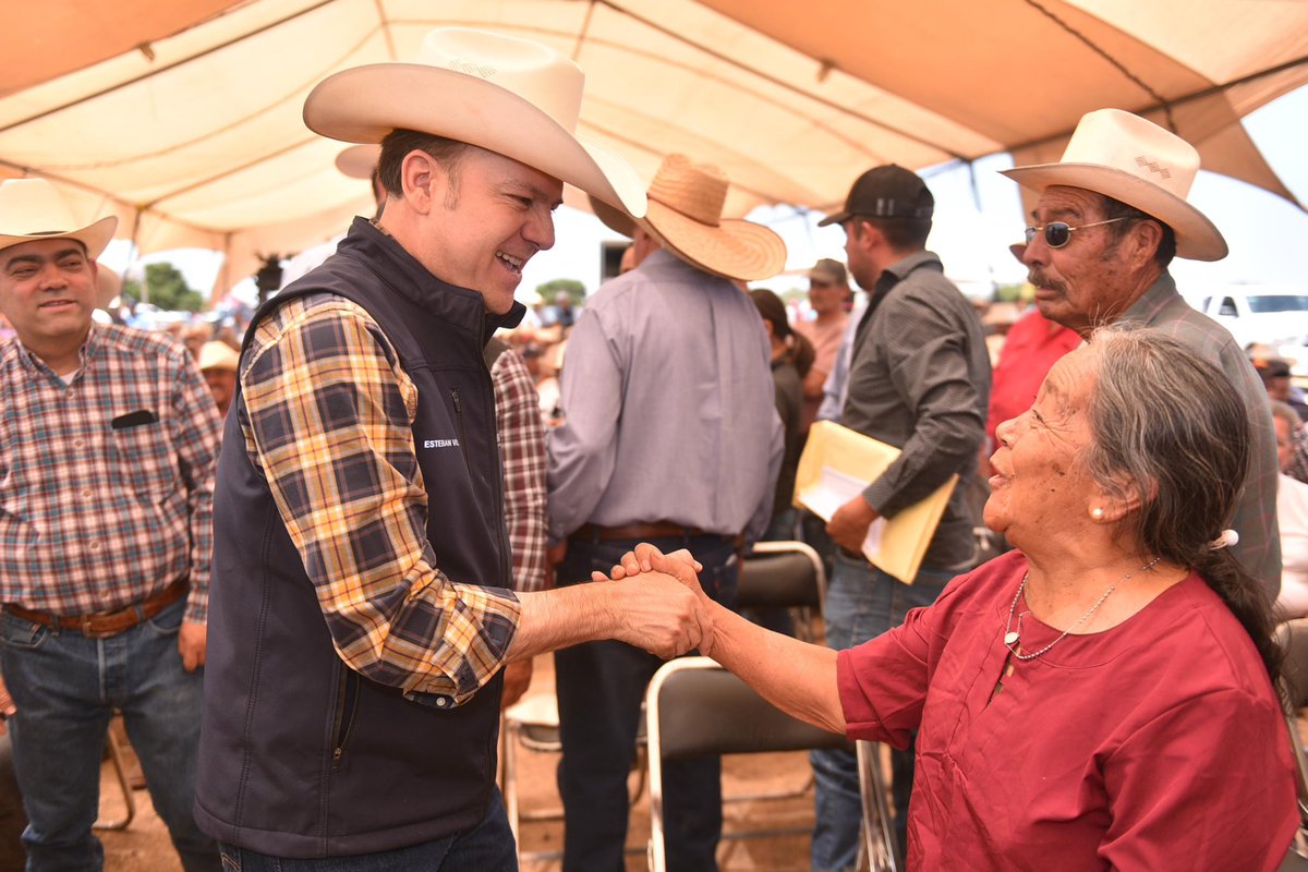 Al Tiempo Noticias (@altiempodgo) on Twitter photo ⭕️ <a href="/EVillegasV/">Esteban Villegas V.</a> refuerza apoyos al campo: prioridad para fortalecer la producción y respaldar a las familias rurales
altiemponoticias.com/2025/06/10/est… ⭕️ <a href="/EVillegasV/">Esteban Villegas V.</a> refuerza apoyos al campo: prioridad para fortalecer la producción y respaldar a las familias rurales
altiemponoticias.com/2025/06/10/est…