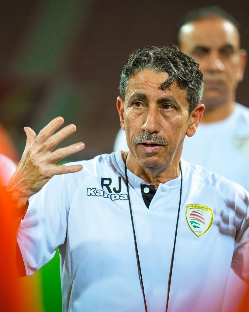 بوجهة نظري البسيطة.. 

منتخب عمان حاليًا لن يقوده مدرب أفضل من رشيد جابر

مدرب يعرف المنتخب واللاعبين ويعرف كل صغيرة وكبيرة

ما فيه أي مدرب في العالم يمتلك عصا سحرية ويقدر يفوّزك في مباراتين وتتأهل

برأيي: يستمر رشيد جابر مع تغيير بعض قناعاته 

ماذا عنكم؟