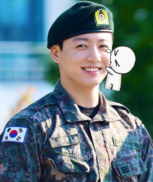 kalian kalo liat jungkook tuh otomatis suka teriak "adekkkkk" gitu gak sih? aku iya bgt soalnya 😭✋🏻