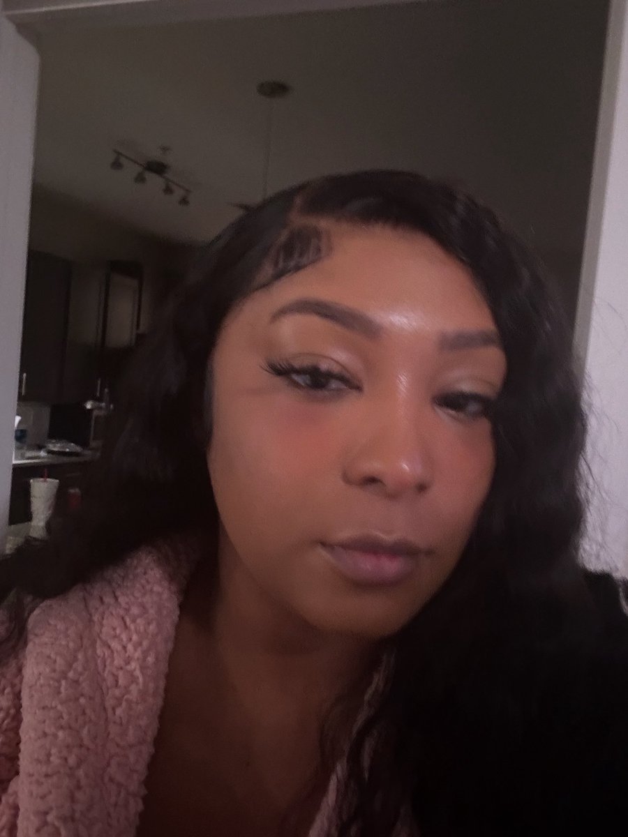 All cozy and comfy 🩷😘