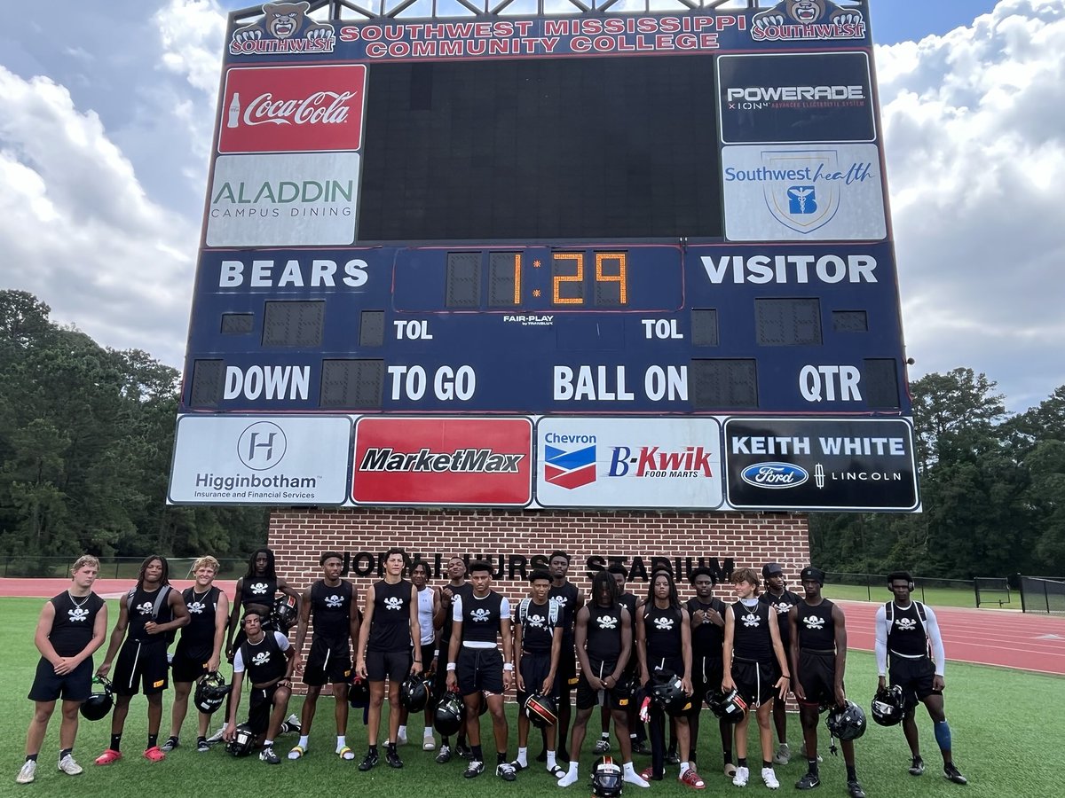 CoachSchooler's tweet image. Fun day of competition! Played all the way to the semis. 6-1 on the day. Thank you @smccfootball @Earvin_Moore @CoachLGeorge for putting on a first class tournament. @wbrpanthers @GridironBhs @ilive4greatnes