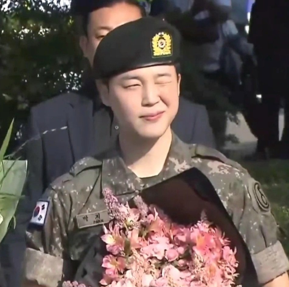 박지민 귀여워서 숨질거같애