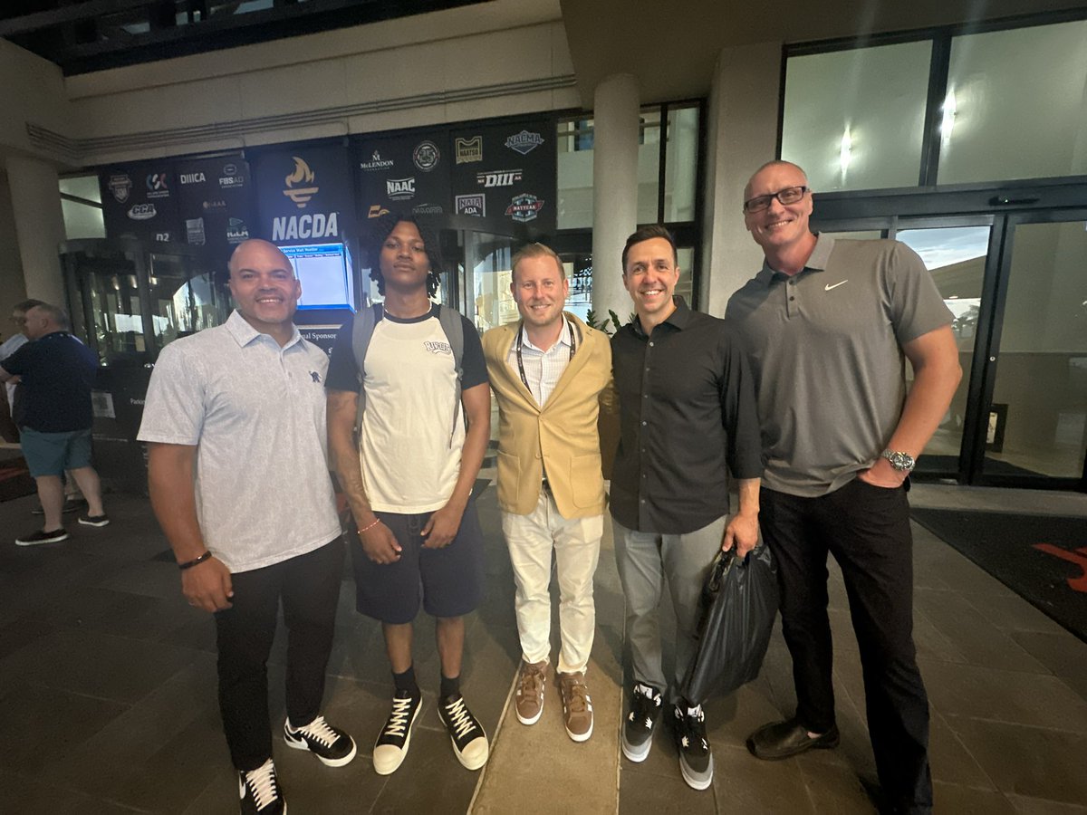 TJ_TheCOO (@tjsports23) on Twitter photo These men are REAL ONES I’m so grateful for them being kind & speaking life into my son Tmicah. Same guys grew close to in the collegiate space. Thanks Memphis AD <a href="/_EdScott/">Ed Scott, Ph.D.</a> <a href="/WMUBroncos/">Western Michigan Broncos 🐎</a> AD Dan <a href="/Teamworks/">Teamworks</a> Kevin & <a href="/MeanGreenSports/">Mean Green Sports</a> AD Jared. Appreciate you all, Collegial Love <a href="/NACDA/">NACDA</a> These men are REAL ONES I’m so grateful for them being kind & speaking life into my son Tmicah. Same guys grew close to in the collegiate space. Thanks Memphis AD <a href="/_EdScott/">Ed Scott, Ph.D.</a> <a href="/WMUBroncos/">Western Michigan Broncos 🐎</a> AD Dan <a href="/Teamworks/">Teamworks</a> Kevin & <a href="/MeanGreenSports/">Mean Green Sports</a> AD Jared. Appreciate you all, Collegial Love <a href="/NACDA/">NACDA</a>