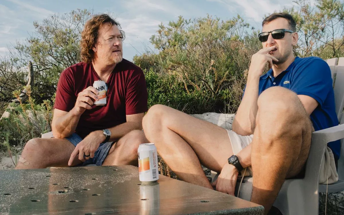 Basketball giants clash and connect in new ESPN doco LANE VIOLATION

Read More -> tvblackbox.com.au/page/2025/06/1…

#AndrewBogut #Basketball #DisneyPlus #ESPN #KayoSports #LaneViolation #LucLongley #NationalBasketballLeague #NBA