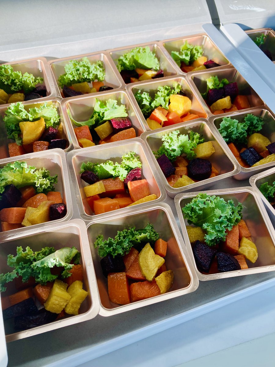 techmagic_hr's tweet image. おはmagic☔️
梅雨の季節にきましたね😅

今日は先週行われたfood dayの様子をお届け🍻ってお酒と食べ物の写真しか撮ってなかった😂

#社内の様子 #社員交流 #ロボット開発 #調理ロボット #企業公式相互フォロー