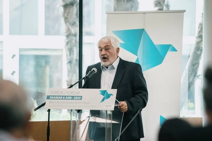 L’Institut Louis-Joinet parmi les héritiers de #BakeBidea 
mediabask.eus/fr/info_mbsk/2…