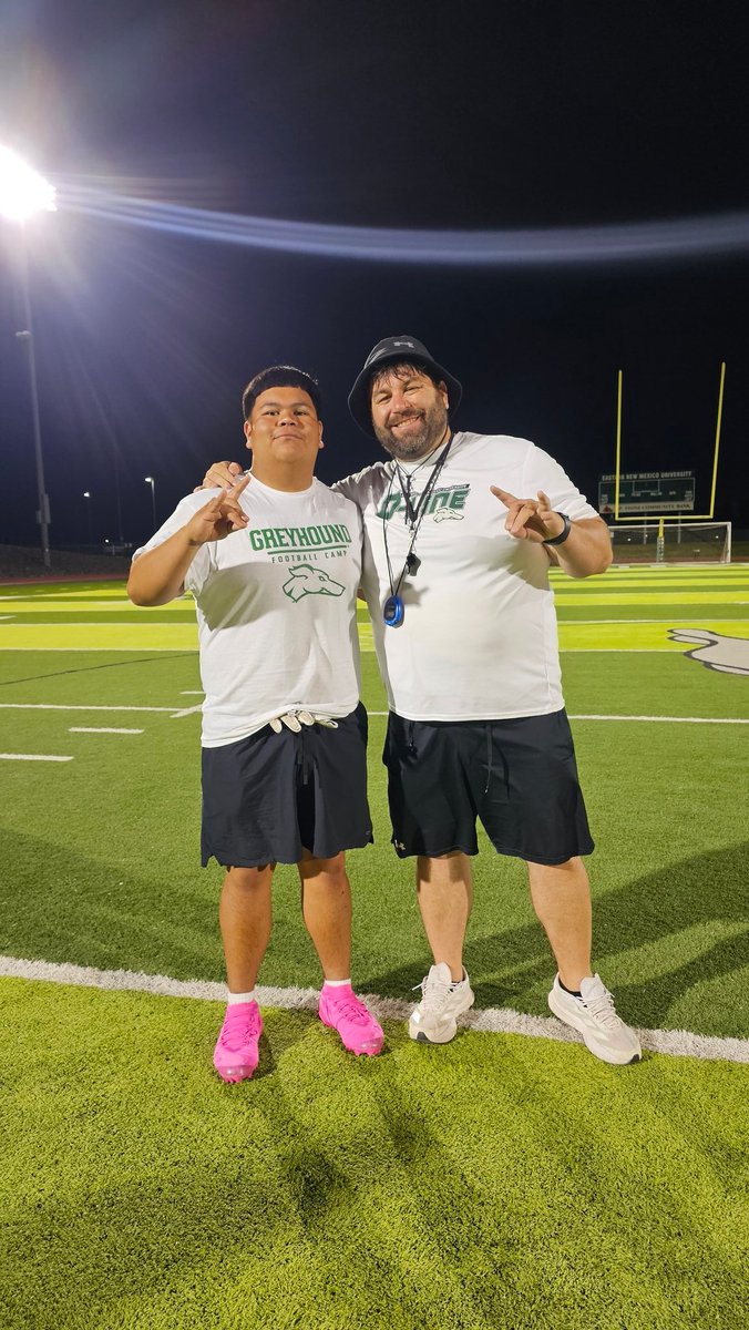 Thank you, <a href="/CoachKelleyLee/">Kelley Lee</a>, for having me !! Also, thanks to <a href="/CoachBortle/">Austin Bortle</a> and <a href="/coachmccraw/">Andrew McCraw</a> for a great learning experience!!
<a href="/DDemonFootball/">Dexter Demon Football</a> <a href="/PrepRedzoneNM/">Prep Redzone New Mexico</a>