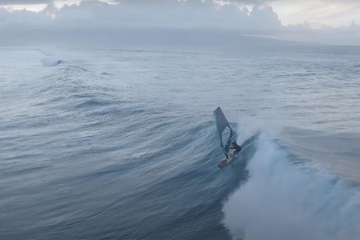 🇫🇷 Thomas Traversa à Hookipa
 
Plus d’infos sur Windsurfjournal.com 👉 tinyurl.com/hj9rcd6n
- - -
🇬🇧 Thomas Traversa at Hookipa
 
More on Windsurfjournal.com 👉 tinyurl.com/4z39tkfu

#ThomasTraversa #Hookipa #Windsurfjournal