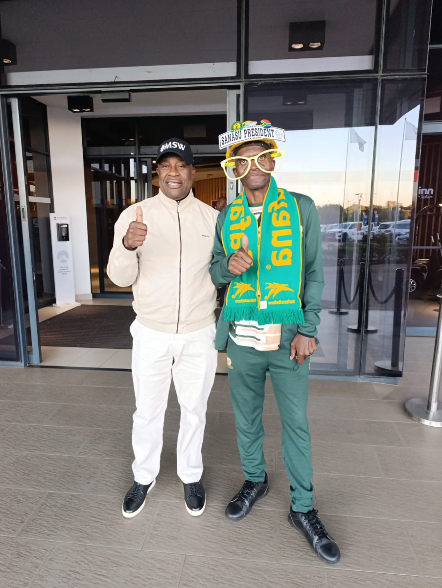 TJOVITJO feed your eyes, Coach Raymond Mdaka at Peter Mkaba Stadium 10 June, nice to meet him again after winning Afcon Cup final with Amajita U20, we both from Limpopo Province, Limpopo products forever fearless guys