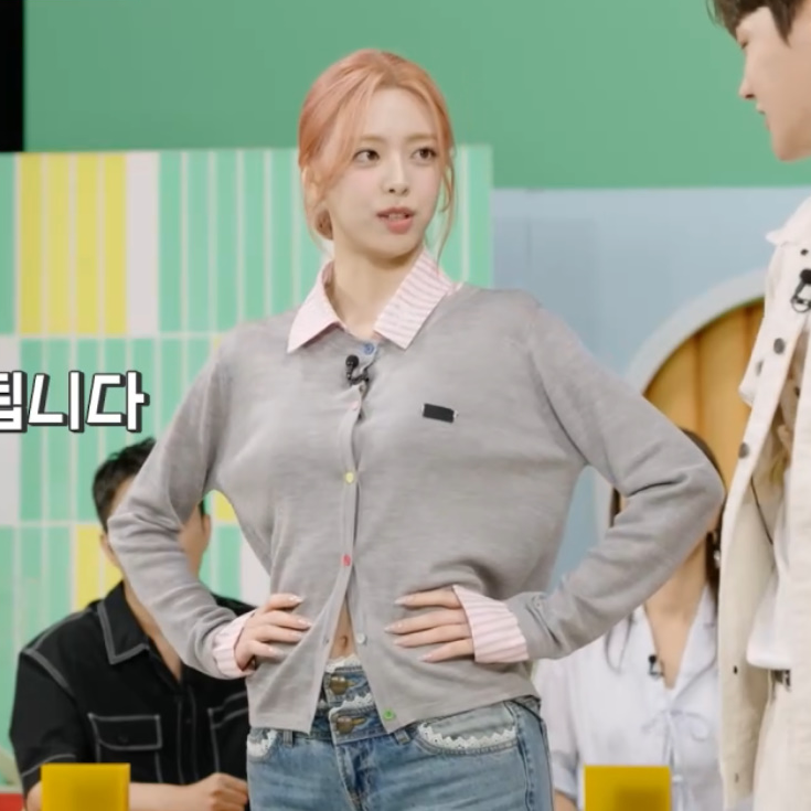 celeb_wish_list's tweet photo. โ WHO : #ITZY #์์ง #์ ๋
โ WHERE : KBS2 '์ด๋ฆผํ๋ ๋จ์๋ค ์์ฆ2' 408ํ
โ BRAND : #Beaster #๋น์คํฐ
โ ITEM : B51335W011
โ ์ถ์ฒ : KBS2 '์ด๋ฆผํ๋ ๋จ์๋ค ์์ฆ2', ITZY ๊ณต์ X https://t.co/M8sIUw9P4f