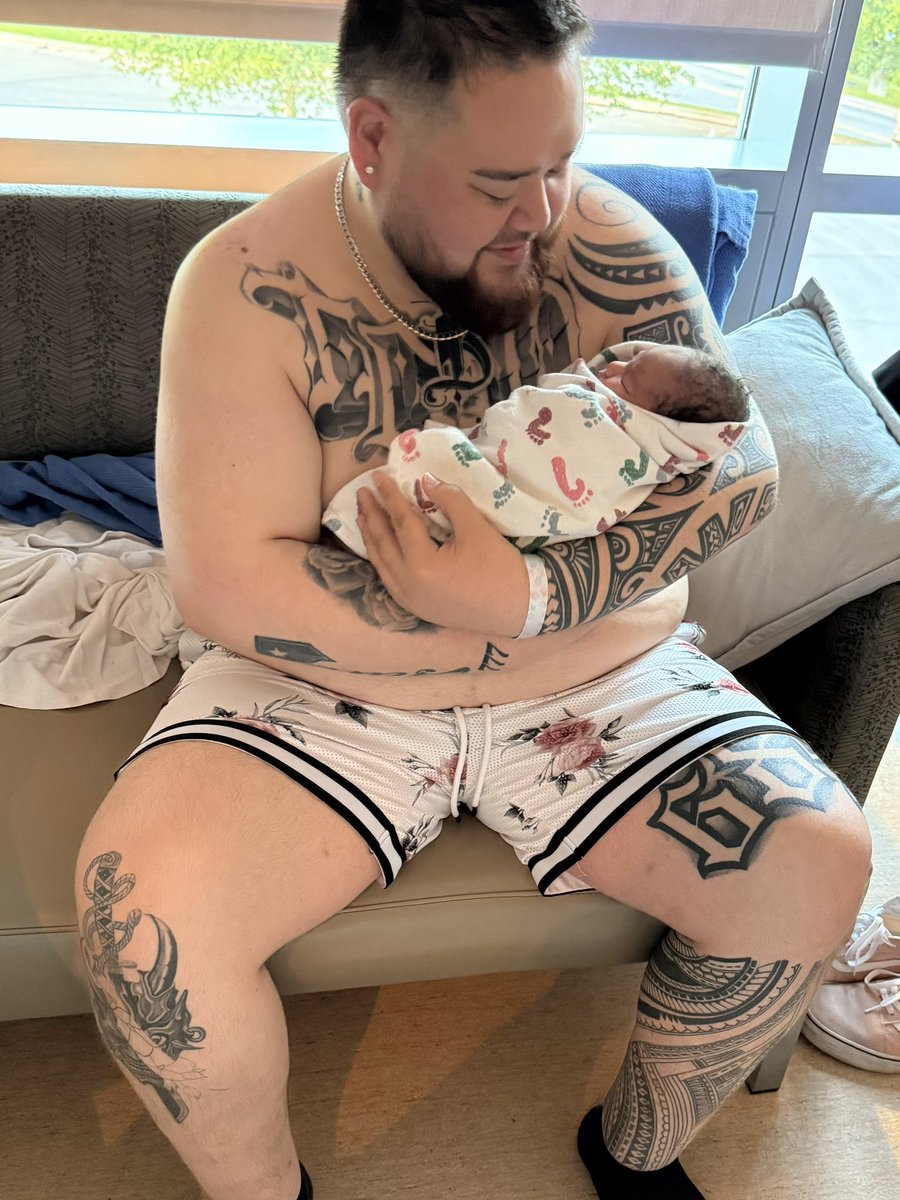 BUBBS_SMDB's tweet photo. I'm fr a whole ass Dad. https://t.co/aNGSQjjluj