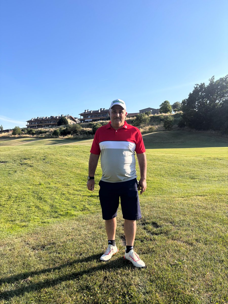 Primers forats a l’Aravell Golf Andorra &amp; Country Club

Com enganxa això del golf

🏌🏻⛳️
