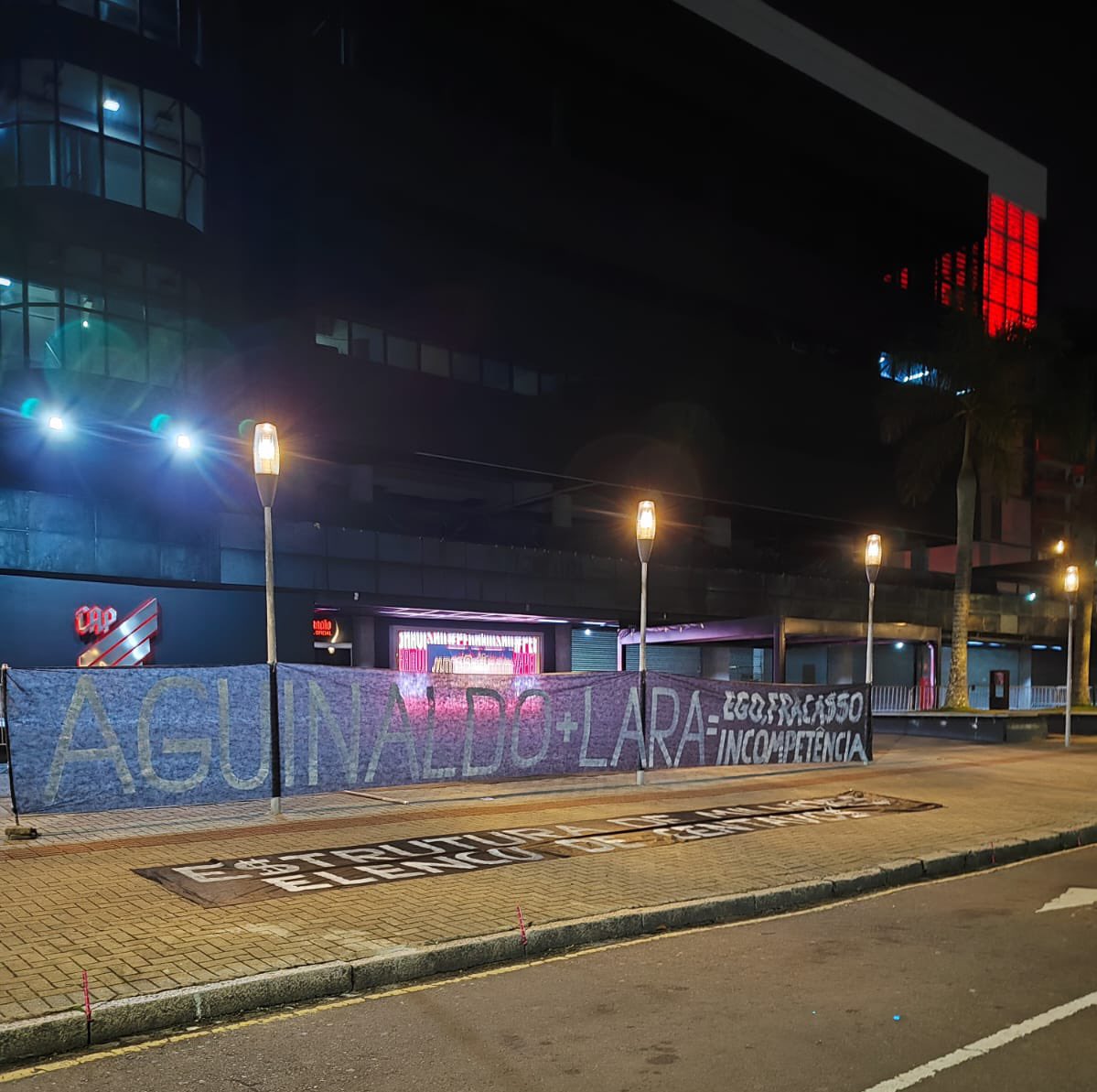 Monique Vilela tweet media