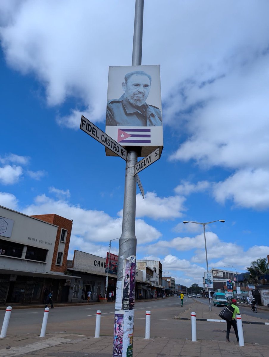 In Cuba do they have any roads named after Zimbabwean leaders?