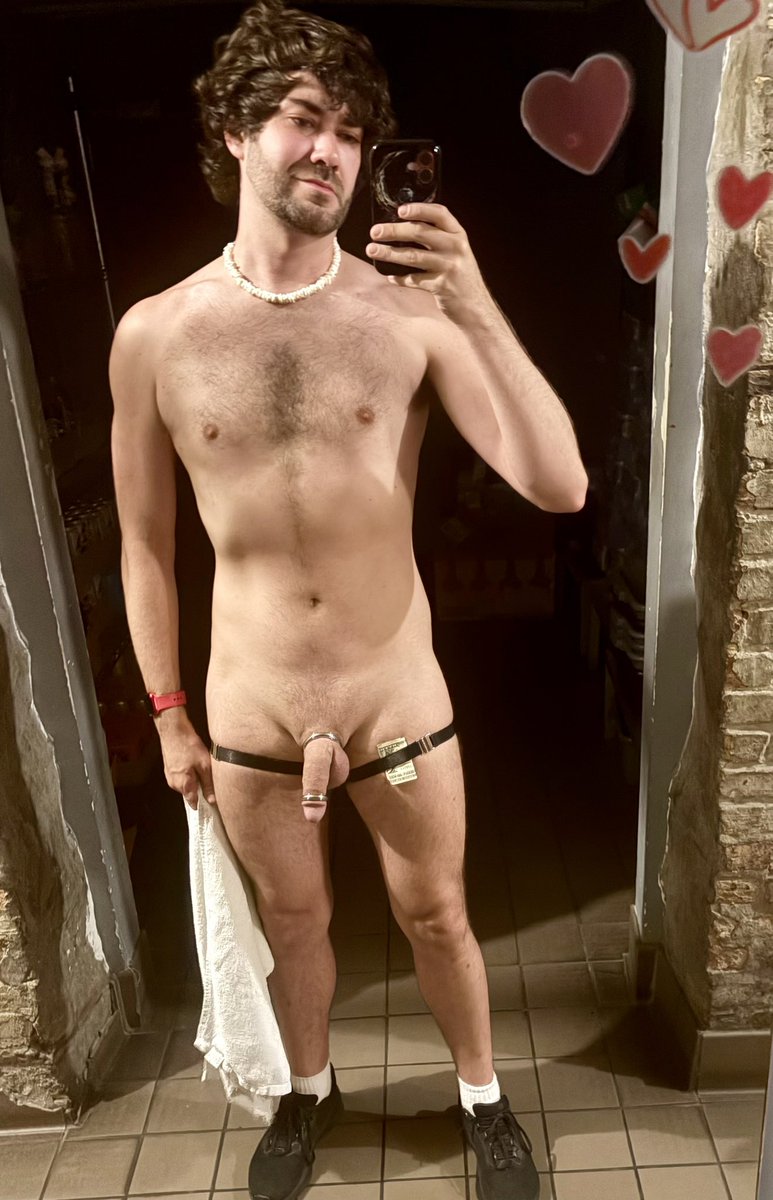 It's towel Tuesday come see me at work 😘