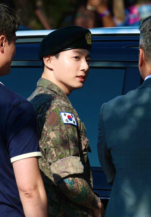 เรื่องนั้นเอาไว้ก่อน ค่อยมารายงานผมหลังจากนี้